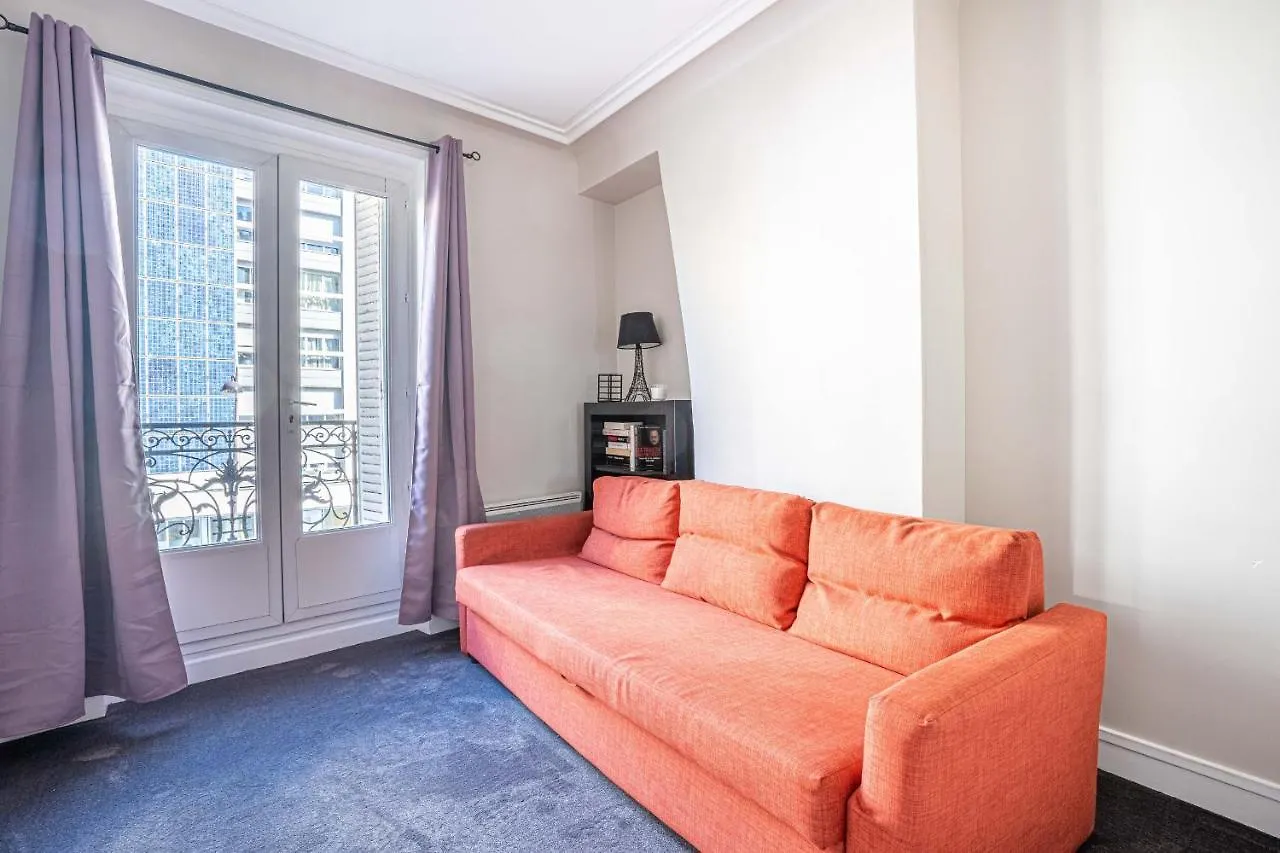 20 - Urban Design Flat Pere Lachaise Paris Fransa