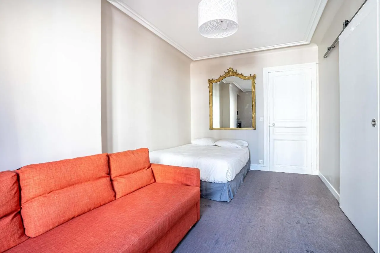 20 - Urban Design Flat Pere Lachaise Paris